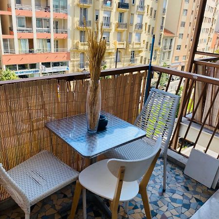 Magnifique Appartement 60M2 ,3 Pieces , Equipee,Tres Lumineux, 2 Minutes A Pied De La Plage Nizza Esterno foto