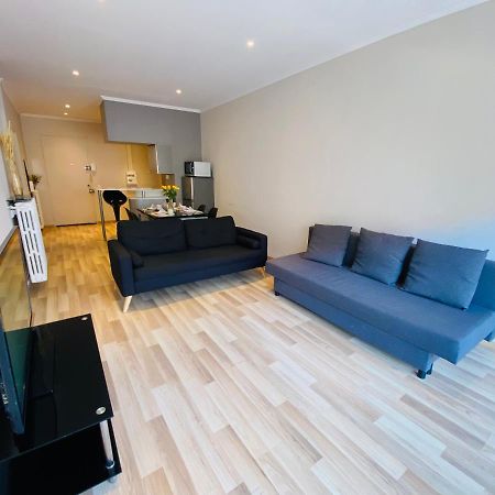 Magnifique Appartement 60M2 ,3 Pieces , Equipee,Tres Lumineux, 2 Minutes A Pied De La Plage Nizza Esterno foto