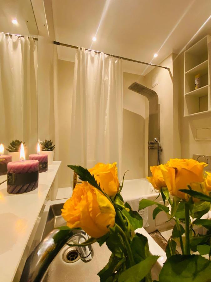 Magnifique Appartement 60M2 ,3 Pieces , Equipee,Tres Lumineux, 2 Minutes A Pied De La Plage Nizza Esterno foto