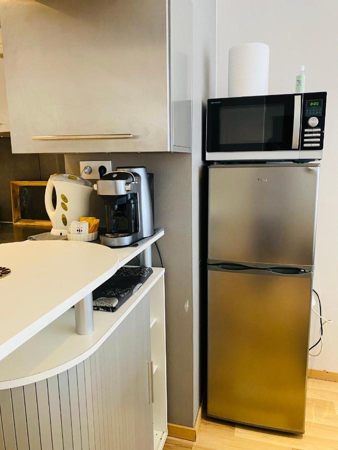 Magnifique Appartement 60M2 ,3 Pieces , Equipee,Tres Lumineux, 2 Minutes A Pied De La Plage Nizza Esterno foto
