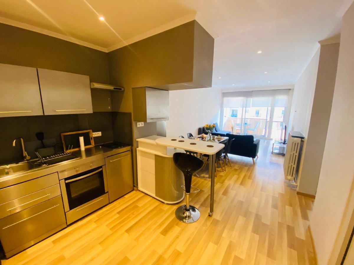 Magnifique Appartement 60M2 ,3 Pieces , Equipee,Tres Lumineux, 2 Minutes A Pied De La Plage Nizza Esterno foto
