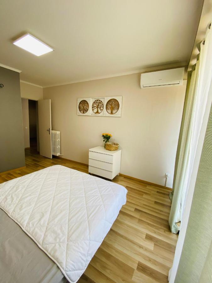 Magnifique Appartement 60M2 ,3 Pieces , Equipee,Tres Lumineux, 2 Minutes A Pied De La Plage Nizza Esterno foto