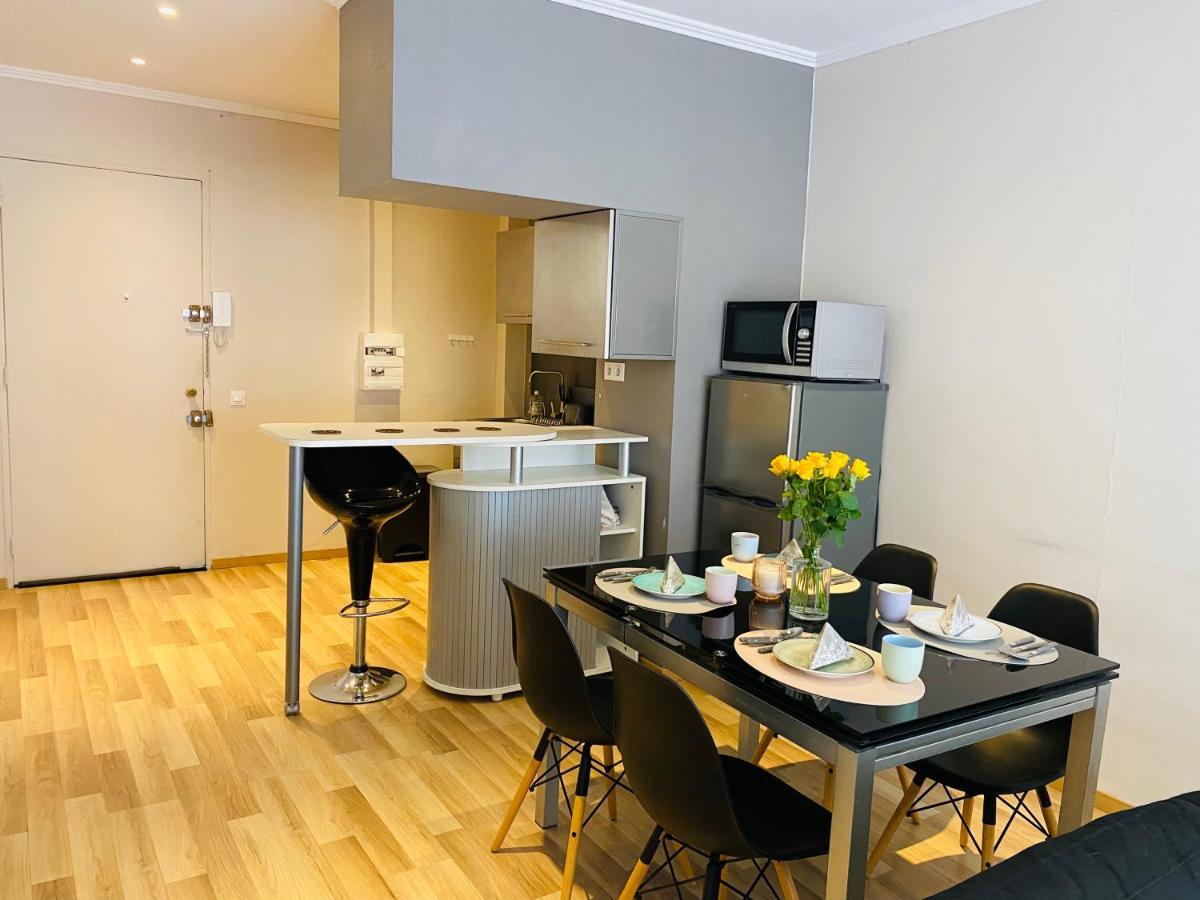 Magnifique Appartement 60M2 ,3 Pieces , Equipee,Tres Lumineux, 2 Minutes A Pied De La Plage Nizza Esterno foto