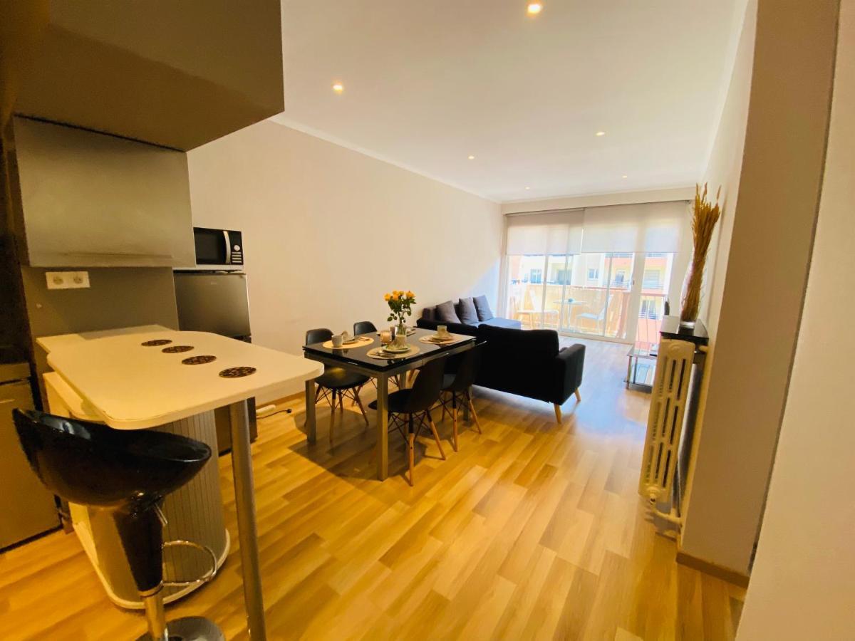 Magnifique Appartement 60M2 ,3 Pieces , Equipee,Tres Lumineux, 2 Minutes A Pied De La Plage Nizza Esterno foto